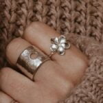 טבעת פרח פלומריה גדול מכסף אמיתי 925 או ציפוי זהב