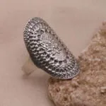 טבעת מעוטרת מוארכת עם נוכחות מכסף 925