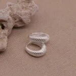 עגילי חישוק מעוטרים בצורת טיפה כסף 925