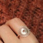 טבעת פרח מנדלה עם נוכחות מכסף 925 (1)