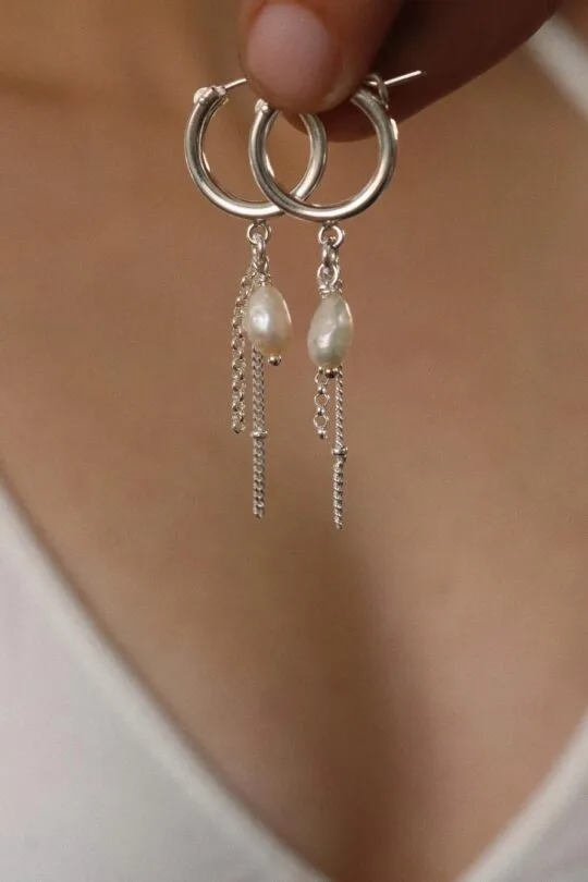 עגילי חישוק מיוחדים עם פנינה מכסף 925 או גולדפילד