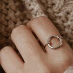 טבעת חישוק מכסף 925. טבעת עיגול חלול לאישה מכסף אמיתי (1)