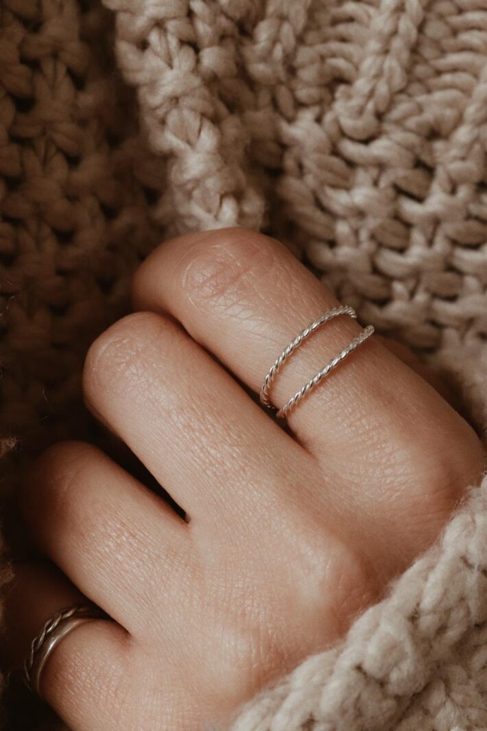 טבעת כסף עדינה לאישה. טבעת כסף 925
