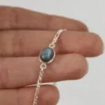 צמיד לברדורייט מכסף 925. צמידי אבני חן מכסף אמיתי. צמידי כסף מיוחדים עם אבני חן טבעיות. צמיד כסף עם אבן לברדורייט (1)