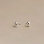 עגילי לב צמודים, עגילי כסף צמודים לאוזן, עגילים תקניים לצבא, עגילים לחיילות (3)