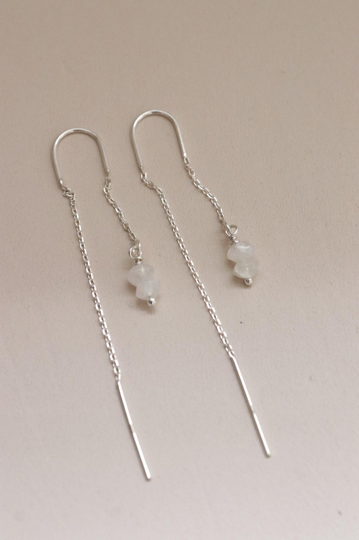 עגילים ארוכים תלויים, עגילי מונסטון לאישה, תכשיטי אבני חן, עגילים עם אבני חן, עגילי זהב ארוכים