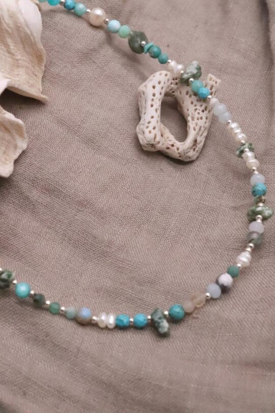 שרשרת אבני חן לאישה, שרשרת ,פנינים קצרה, שרשראות פנינים לנשים