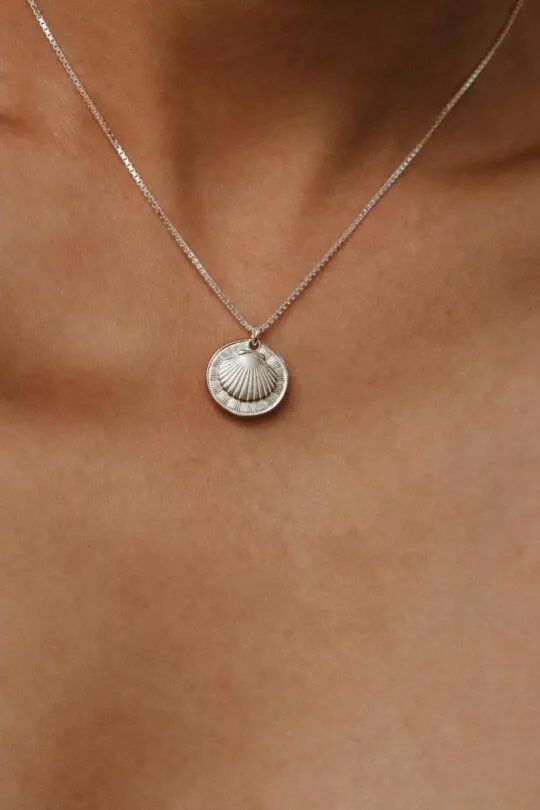 שרשרת צדף מכסף, שרשראות צדפים, שרשראות כסף מיוחדות, שרשראות כסף לנשים, שרשראות כסף עדיות, תליון צדף מכסף