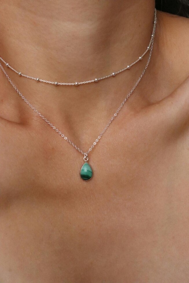 סט שרשראות כסף לאישה, סט תכשיטים לאישה, שרשרת מלכית, שרשראות עם אבני חן, שרשראות אבנים, תכשיטים עם אבני חן, קריסטלים למזל