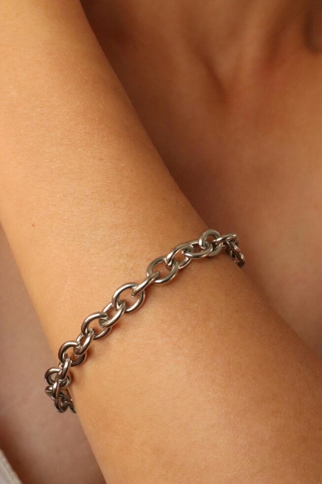 צמיד לולאות לאישה, צמיד צ'אנקי לאישה, צמידים לנשים, צמיד לאירוע, צמיד עם נוכחות, צמיד לולאות כסף