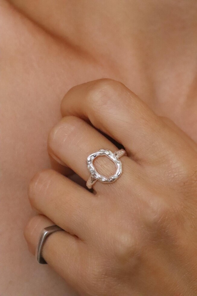 טבעת אליפסה חלולה, טבעת אליפסה לאישה, טבעת אליפסה כסף 925, טבעות כסף לנשים, טבעת כסף פתוחה, טבעות עמידות במים, טבעות כסף 925