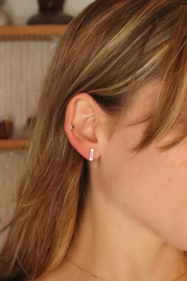 עגילים משובצים לאישה, עגילי כסף משובצים, עגילים צמודים לאוזן, עגילים לאירוע, עגילים משובצים לנשים, עגילי זירקון, עגילי יהלום (5)