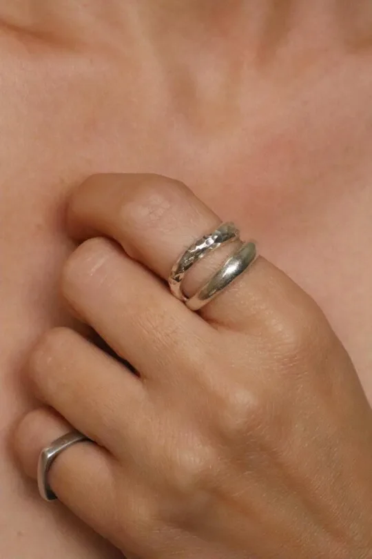 טבעת כסף עבה, טבעות כסף עבות, טבעות כסף מיוחדות, טבעות כסף לנשים, טבעות בעבודת יד, טבעות עמידות במים