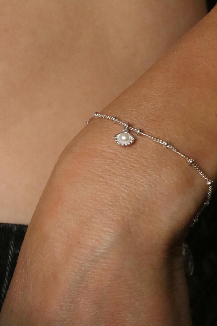 צמיד צדף לאישה, תכשיטים עם צדפים, צמידי כסף לנשים, צמידים עדינים לאישה, צמידים מיוחדים מכסף 925, צמיד עם משמעות, צמיד מתנה צמיד צדף לאישה, תכשיטים עם צדפים, צמידי כסף לנשים, צמידים עדינים לאישה, צמידים מיוחדים מכסף 925, צמיד עם משמעות, צמיד מתנה