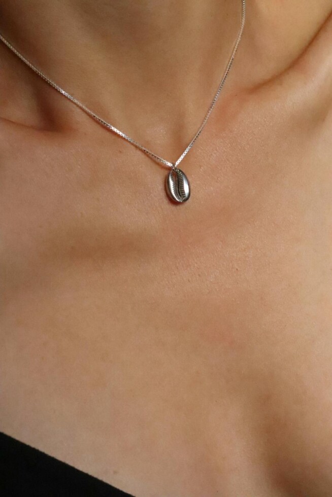 שרשרת צדף לאישה, שרשרת קונכיה מכסף 925, שרשראות צדפים מכסף 925, תליון צדף כסף 925, תליון קונכיה, תכשיטי צדפים