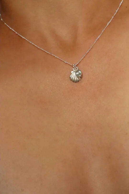 שרשרת צדף, שרשראות צדפים, תליון צדף כסף 925, שרשרת אקוומרין, שרשראות אבני חן, שרשראות אבנים, אבני מזל, אקוומרין