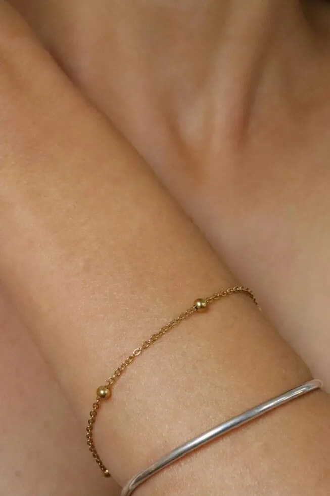 צמיד זהב לאישה, צמידים עדינים לאישה, צמידי זהב ללא תליון, צמיד זהב לאישה, צמיד מתנה לאישה, צמיד ציפוי זהב