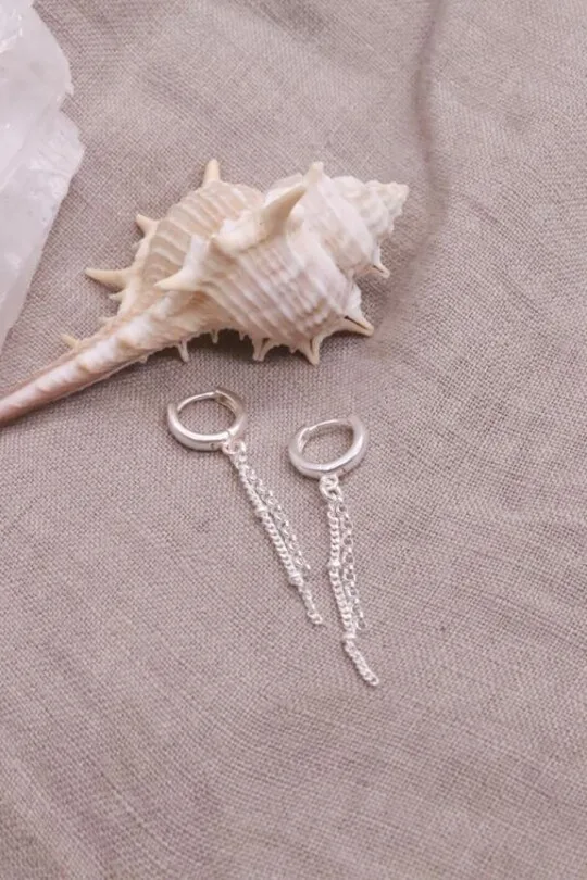 עגילי חישוק קטנים, עגילי כסף עדינים, עגילים לכלה, עגילי חישוק לאירוע, עגילי כסף קטנים, עגילים מיוחדים