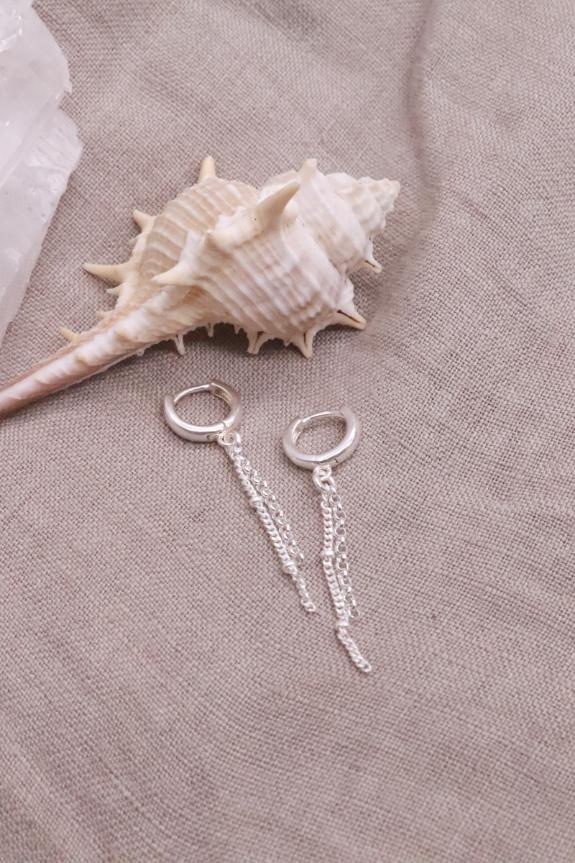 עגילי חישוק קטנים, עגילי כסף עדינים, עגילים לכלה, עגילי חישוק לאירוע, עגילי כסף קטנים, עגילים מיוחדים