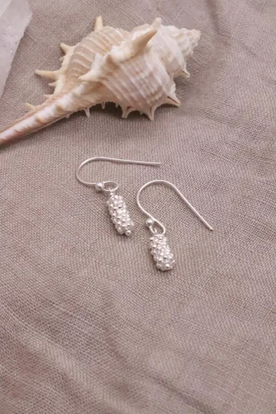 עגילי כסף תלויים, עגילים עדינים לאישה, עגילים תלויים לאישה, עגילים תלויים מכסף 925, עגילים מיוחדים