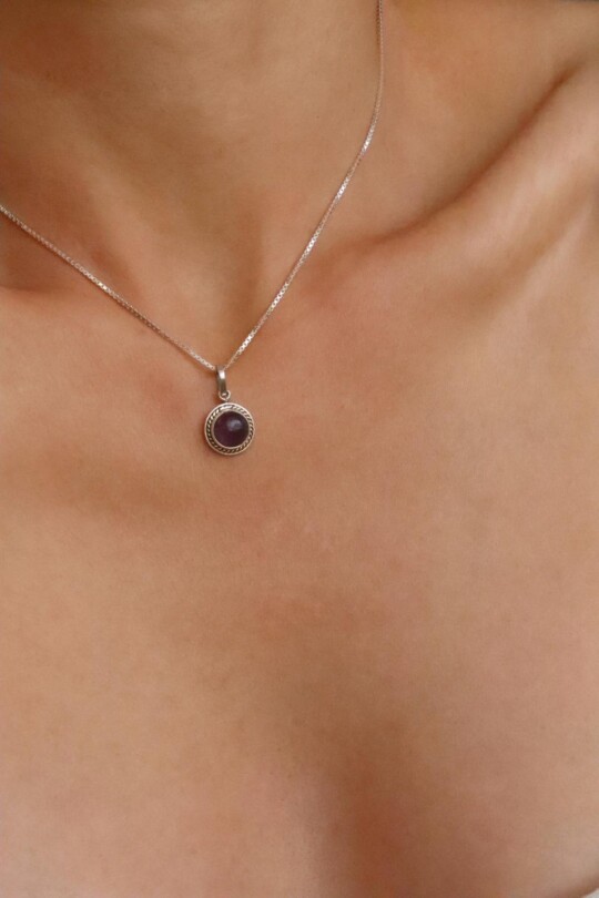 שרשרת אמטיסט לאישה, שרשרת אמטיסט כסף 925, שרשרת אבן חן, שרשראות אבני חן, שרשרת כסף עדינה לאישה