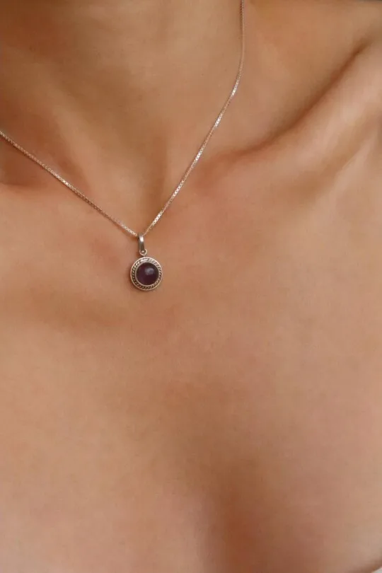 שרשרת אמטיסט לאישה, שרשרת אמטיסט כסף 925, שרשרת אבן חן, שרשראות אבני חן, שרשרת כסף עדינה לאישה