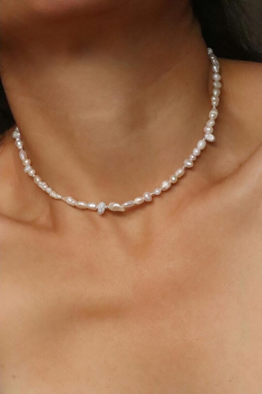 שרשרת פנינים לאישה, פנינים אמיתיות, שרשרת פנינה, שרשראות פנינים לנשים, תכשיטי פנינים, תכשיטי פנינה, שרשראות לחתונה, שרשראות לאירוע