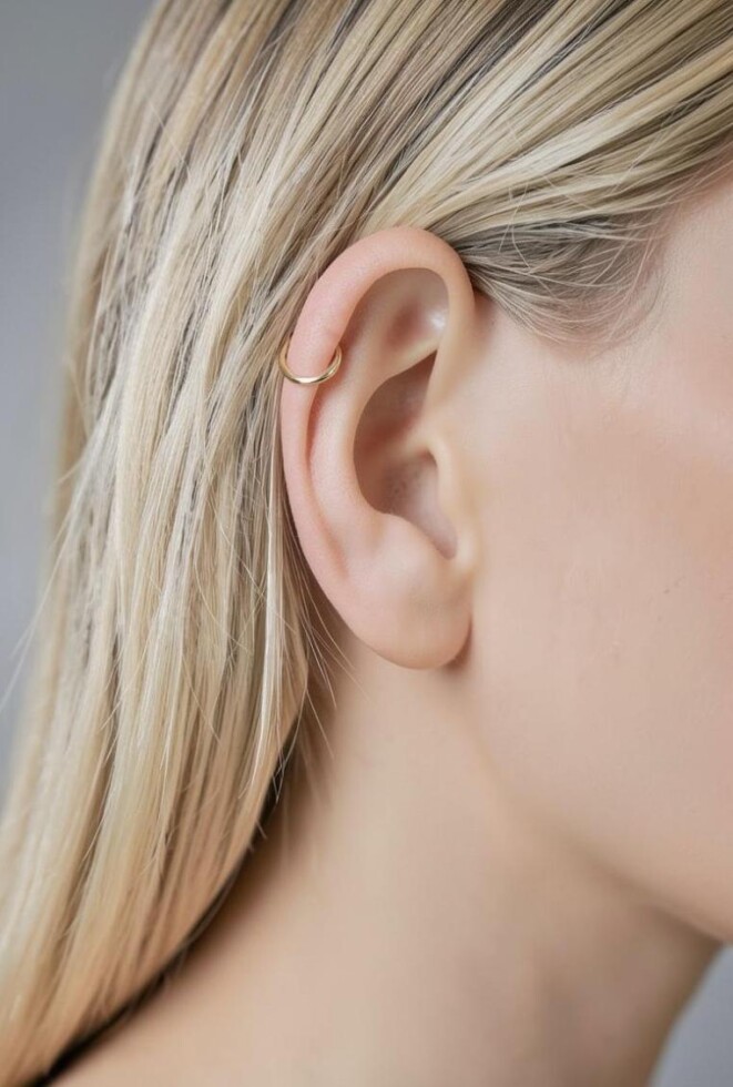 עגיל זהב להליקס, חישוק זהב להליקס, הליקס זהב לאישה, חישוק להליקס, הליקסים לנשים, עגיל חישוק קטן