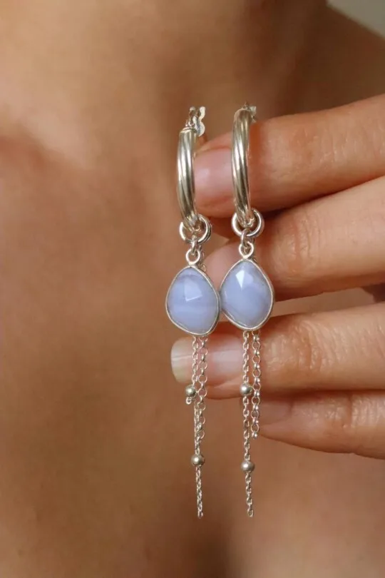 עגילי בלו לייס, אבן בלו לייס, עגילי חישוק כסף, עגילים עם אבן חן, עגילי אגת, עגילים לנשים