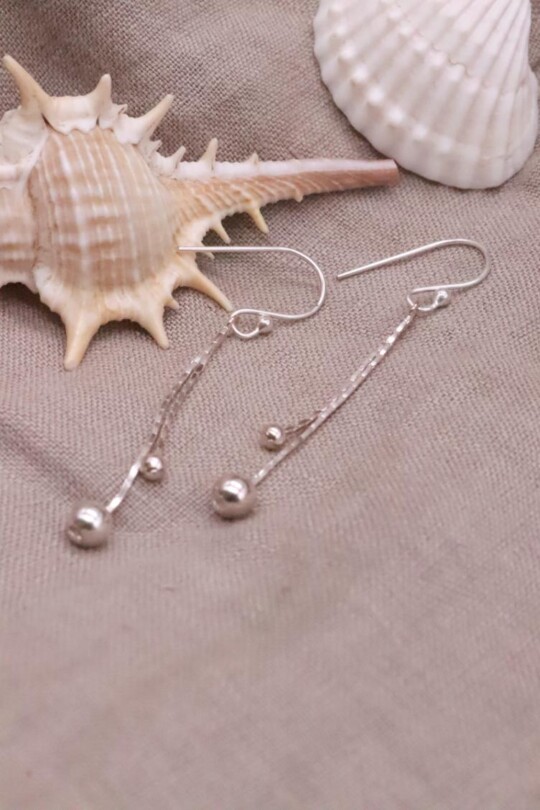 עגילי כסף תלויים, עגילים תלויים לאישה, עגילים ארוכים לאישה, עגילים לאירוע, עגילים לעבודה, עגילים לנשים