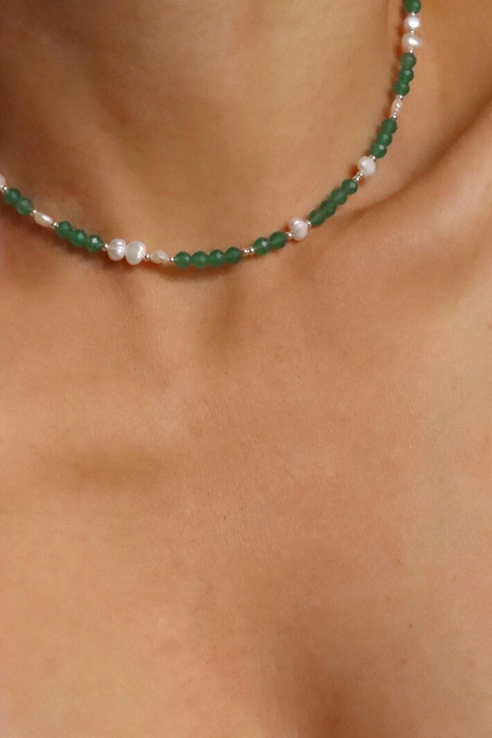 שרשרת אוונטורין לאישה, שרשראות חרוזים, שרשרת פנינים קצרה, שרשראות אוונטורין, שרשראות אבני חן, תכשיטים עם אבני חן