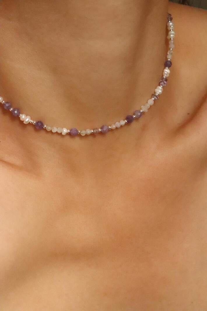 שרשרת אמטיסט לאישה, שרשרת פנינים קצרה, שרשראות אבני חן לנשים, שרשראות אבני חן קצרות, שרשרת פנינה לאישה, שרשראות פנינים לנשים