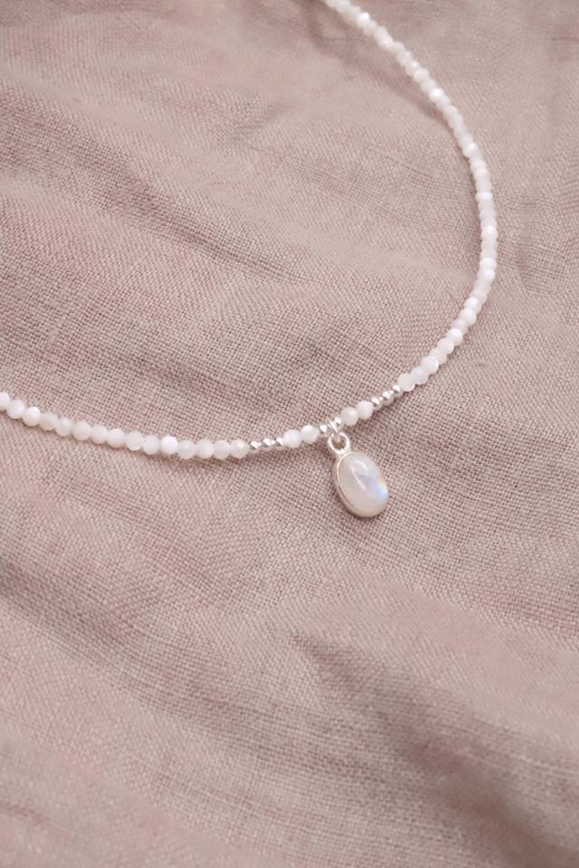 שרשרת מונסטון כסף 925, שרשרת אבן אהבה, שרשרת עם משמעות, אבן אהבה, שרשרת אבן חן לאישה, שרשראות אבני חן קצרות