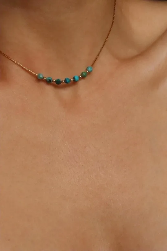 שרשרת קריסוקולה, שרשרת אבני חן לאישה, שרשראות זהב עדינות, שרשרת אבן חן, שרשראות מיוחדות לנשים