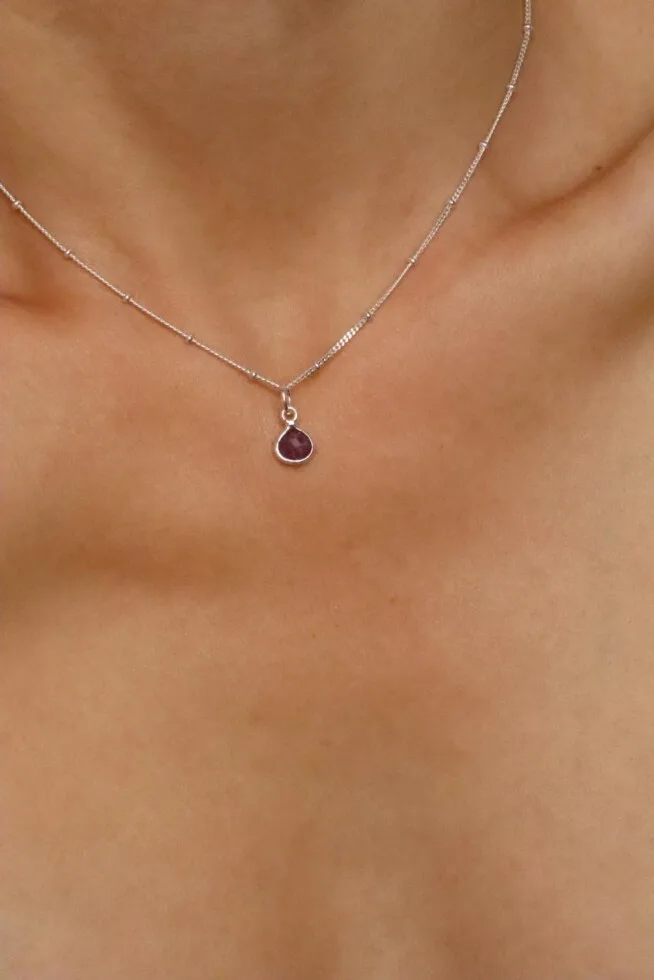 שרשרת רובי לאישה, אבן לפיריון, שרשרת אבן חן לאישה, שרשראות כסף עדינות, שרשראות אבני חן, תכשיטי אבני חן, אבני חושן, תכשיטי רובי לנשים (1)