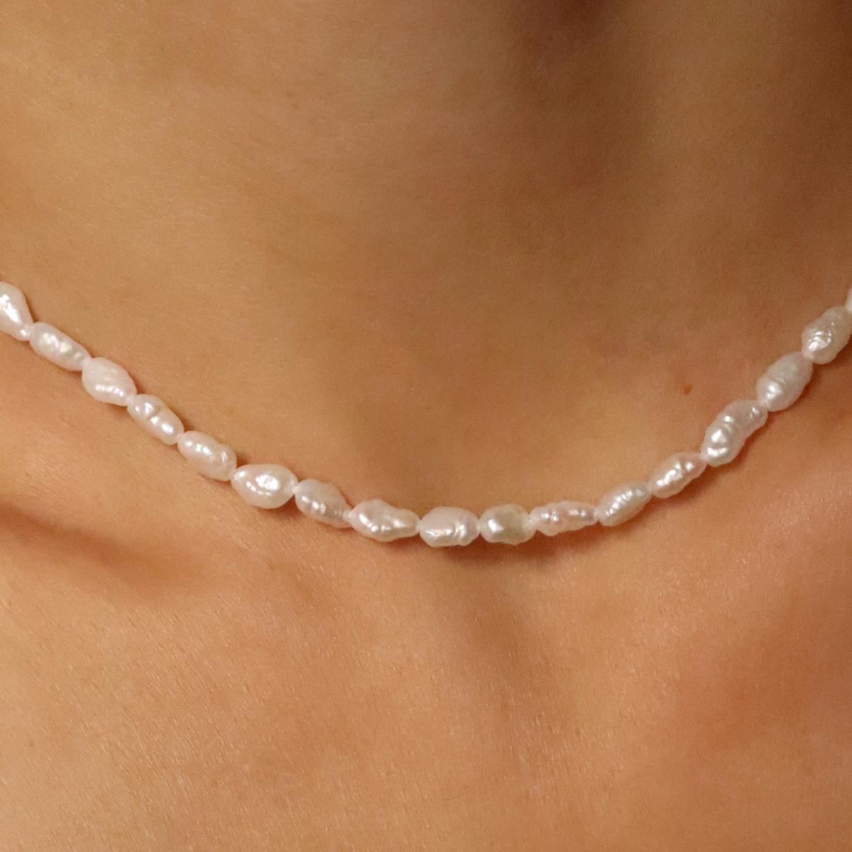 תכשיטי פנינים, תכשיטים מפנינים, שרשרת פנינה לאישה, שרשראות פנינים לנשים, שרשרת פנינים לאירוע, תכשיטים לכלה