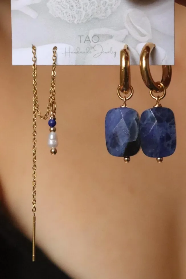 סט עגילים לאישה, עגילי אבן חן, עגילי חישוק עם אבן חן, אבן סודלייט, אבן לאפיס, עגילי חישוק זהב לאישה (2)