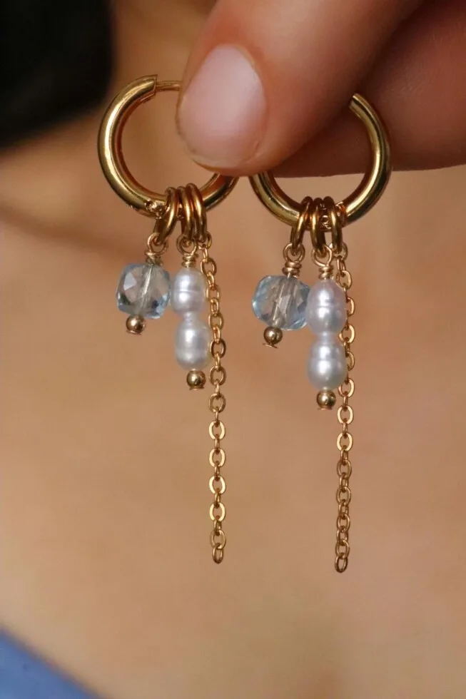 עגיל חישוק זהב, עגילי חישוק עם אבן חן, עגילי פנינה, חישוק זהב קטן, עגילי זהב עם אבן חן, עגילי אבן טופז, סגולות אבן טופז