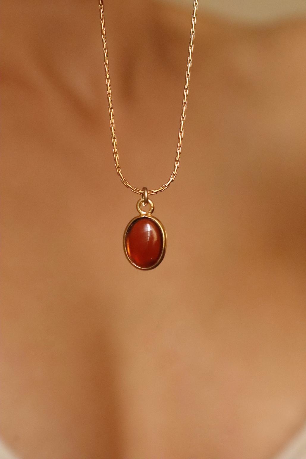 שרשרת גארנט לאישה, תליון אבן גארנט, שרשראות ציפוי זהב, שרשרת אבן חן לאישה, סגולות אבן גארנט, שרשראות זהב עם אבני חן (2)