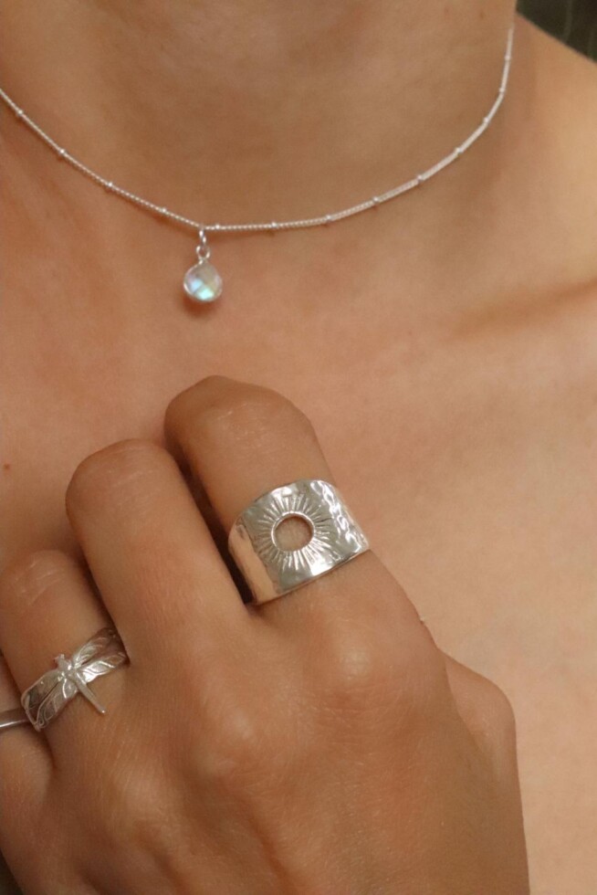 שרשרת מונסטון לאישה, אבן ירח, אבן אהבה, תליון מונסטון כסף 925, שרשרת תליון טיפה, תכשיטים עם מונסטון, שרשרת עם משמעות (2)