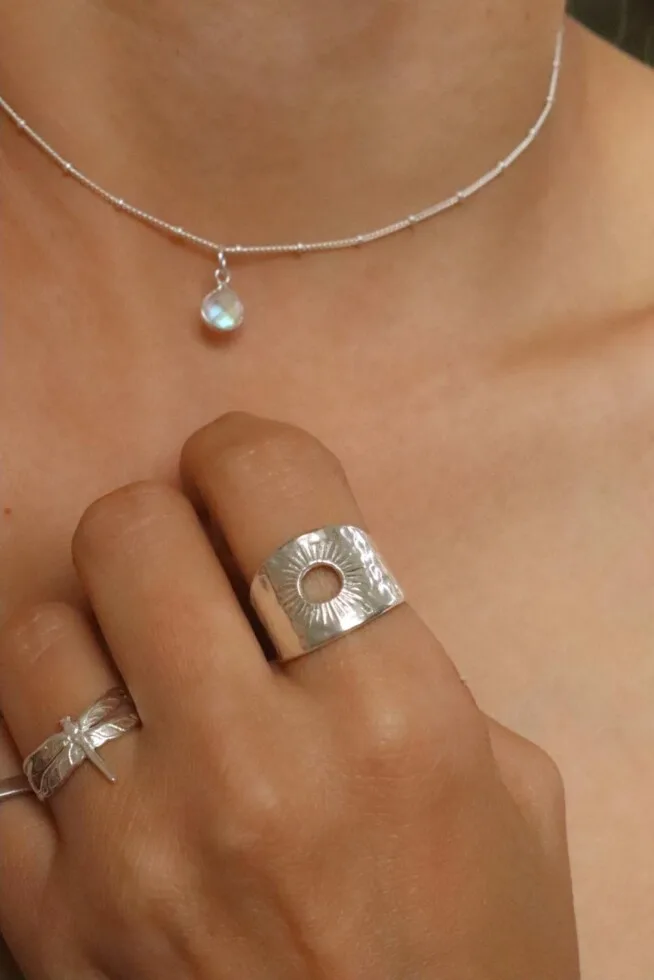 שרשרת מונסטון לאישה, אבן ירח, אבן אהבה, תליון מונסטון כסף 925, שרשרת תליון טיפה, תכשיטים עם מונסטון, שרשרת עם משמעות (2)