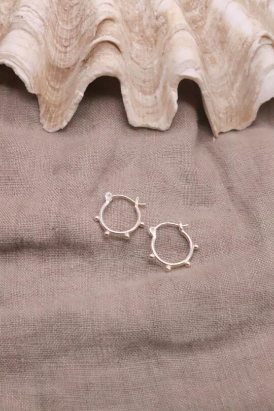 עגילי חישוק קטנים לאישה, עגילי חישוק כסף 925, עגילים מיוחדים, עגילים לנשים