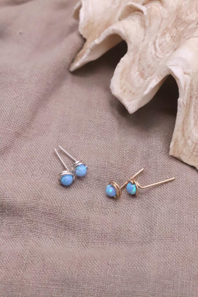 עגילים צמודים לאוזן, עגילים לחיילות, עגילי אופל לנשים, עגילים לנערות, עגילי גולדפילד צמודים, עגילים תקניים לצבא