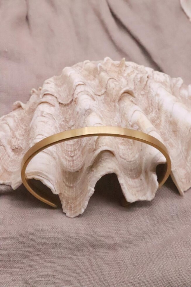 צמיד קשיח זהב לגבר, צמיד קשיח דק לגבר, צמידים קשיחים לגברים, צמיד זהב לגבר, צמיד קשיח לגבר (2)