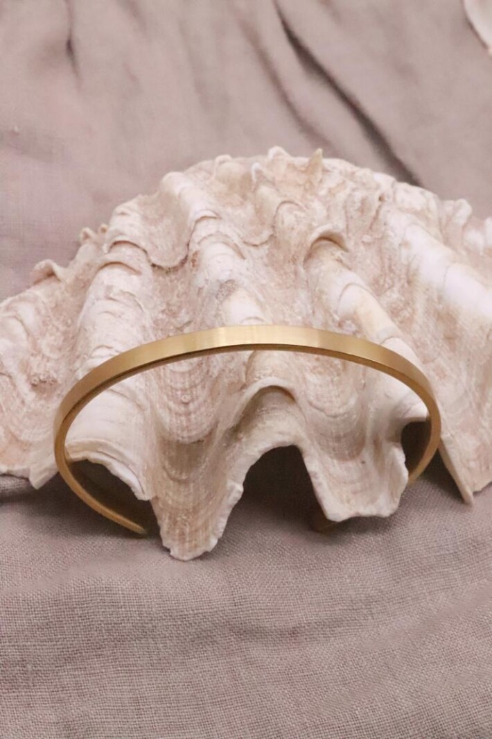 צמיד קשיח זהב לגבר, צמיד קשיח דק לגבר, צמידים קשיחים לגברים, צמיד זהב לגבר, צמיד קשיח לגבר (2)