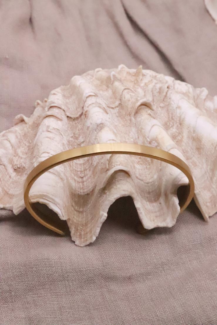 צמיד קשיח זהב לגבר, צמיד קשיח דק לגבר, צמידים קשיחים לגברים, צמיד זהב לגבר, צמיד קשיח לגבר (2)