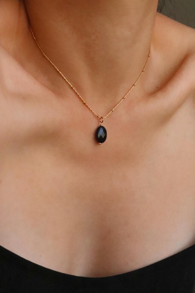 שרשרת אוניקס לאישה, שרשרת אבן חן לאישה, שרשרת זהב עם אבן חן, שרשרת עם אבן שחורה, שרשרת עם אבן אוניקס, שרשראות זהב עדינות (2)