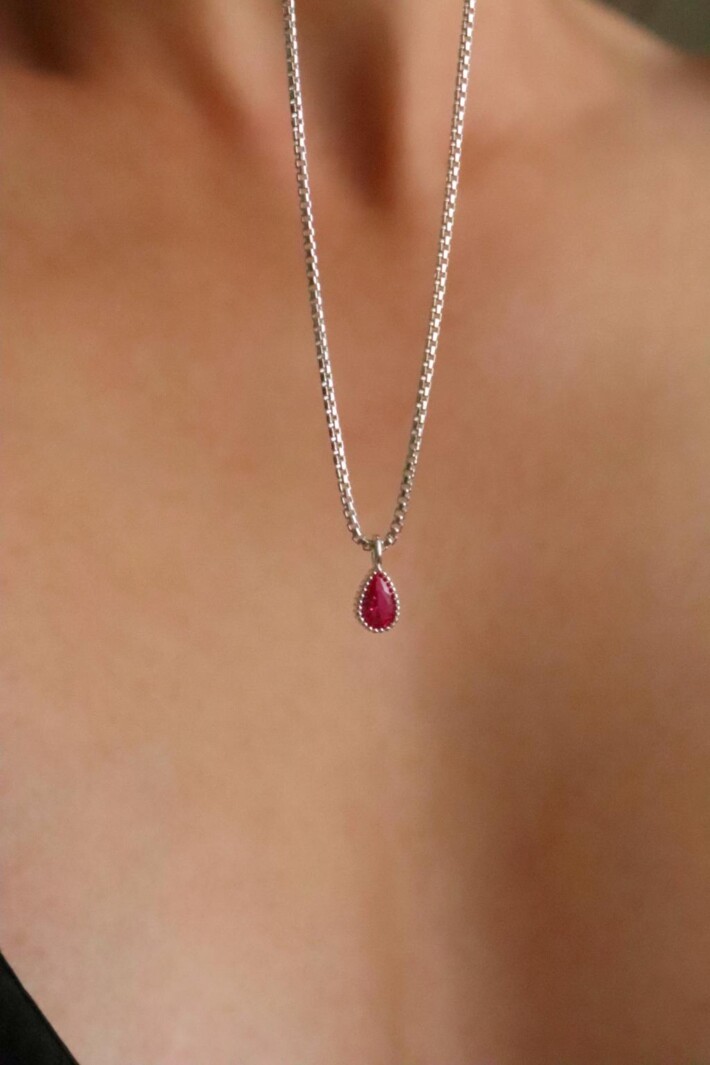 שרשרת טיפה לאישה, שרשרת כסף עדינה, שרשרת משובצת לאישה, שרשראות כסף עדינות, שרשרת כסף עדינה לאישה