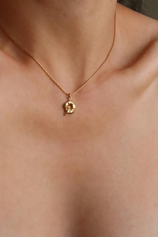 שרשרת פרח לאישה, שרשרת היביסקוס לאישה, שרשראות פרחים לנשים, שרשראות זהב עדינות, שרשרת זהב לאישה, תליון פרח