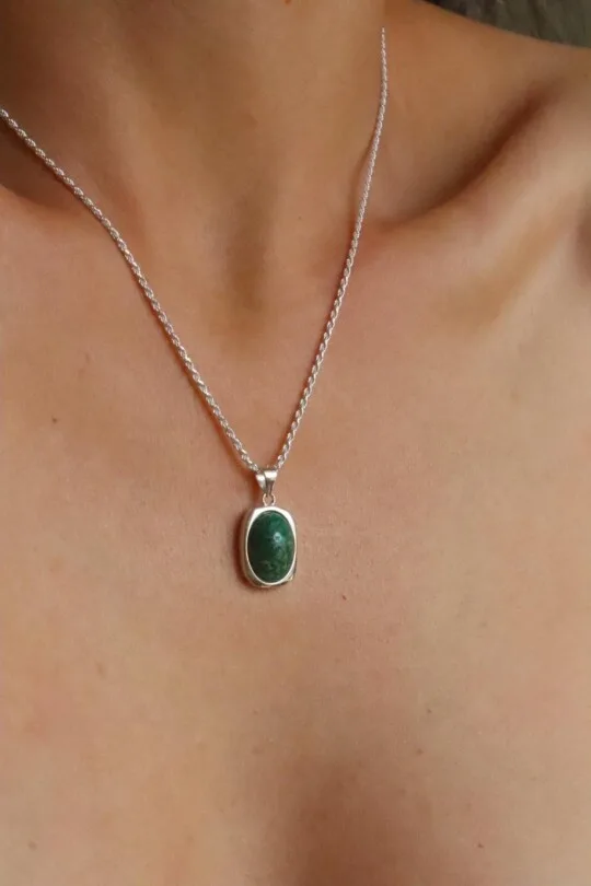 שרשרת קריסוקולה לאישה, שרשרת אבן חן, שרשראות כסף ארוכות, תליון אבן קריסוקולה, שרשראות אבני חן